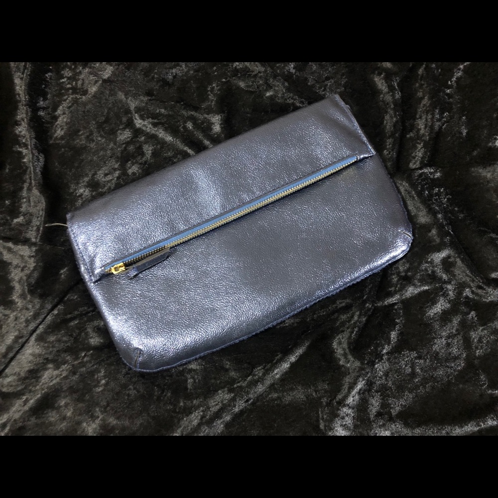 Blue Clutch